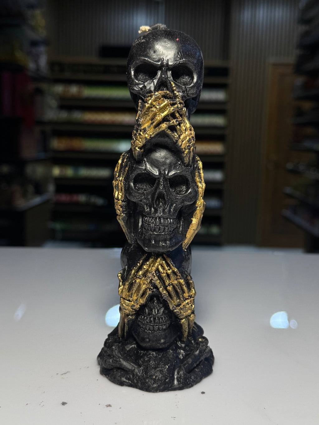 Qara Sükut – (Свеча Тишины)