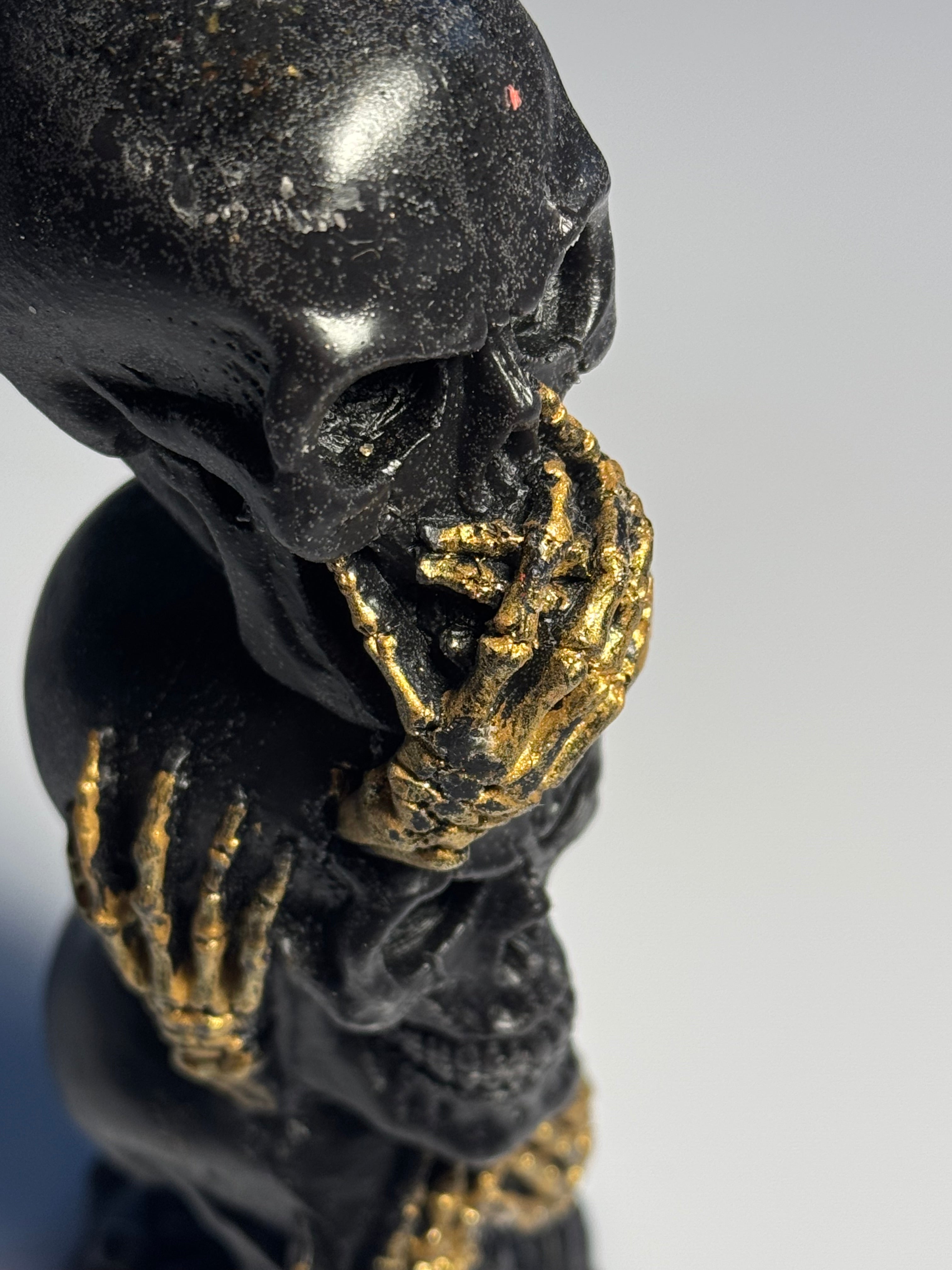 Qara Sükut – (Свеча Тишины)